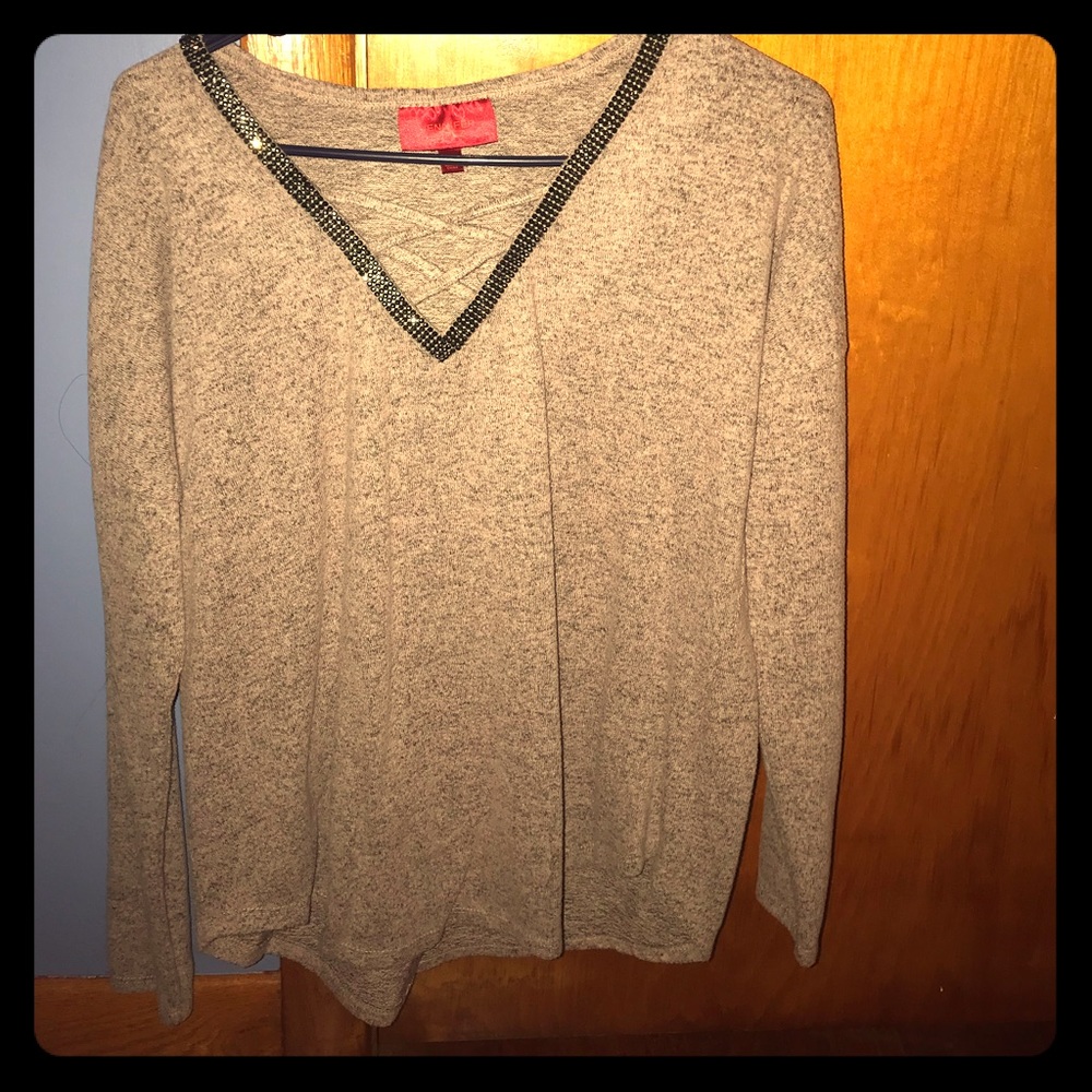 Long sleeve embellished top